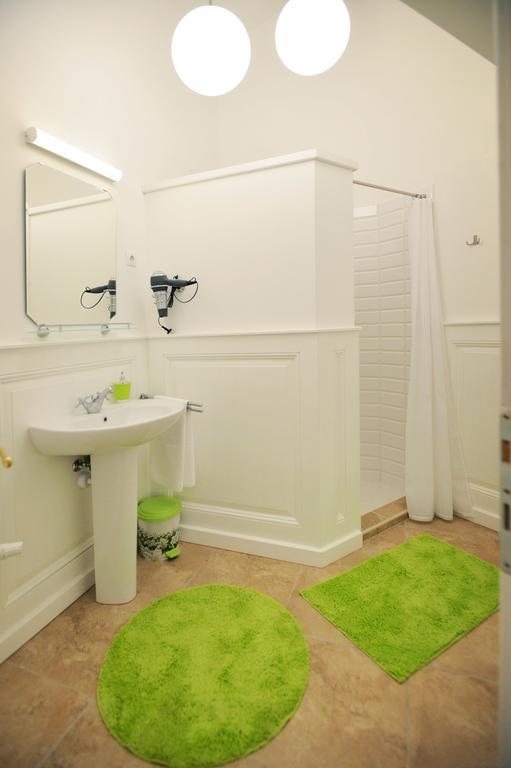Varkapitany Apartman Eger Extérieur photo