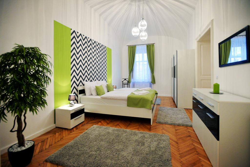 Varkapitany Apartman Eger Extérieur photo